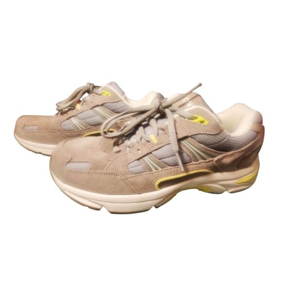 Vionic Walker Women's Tan Suede Walking shoe Sneakers Size 8 - Picture 3 of 10